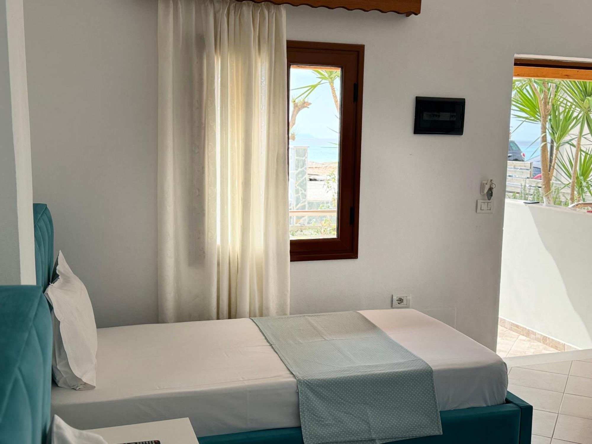 Ionian View B&B ヒマラ 部屋 写真